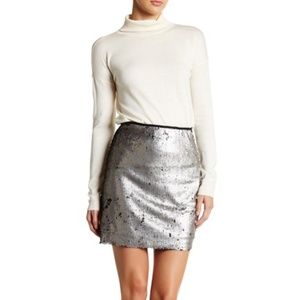 🌟ROMEO + JULIET COUTURE Silver Sequin Skirt